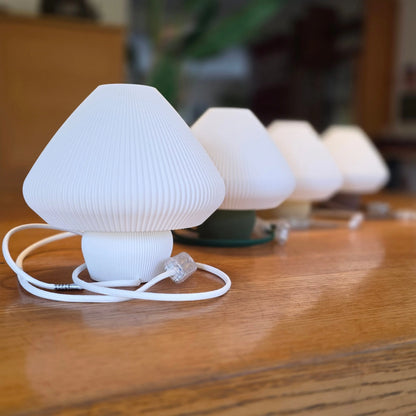 Lampe à Poser « Mushroom » — Silhouette Rétro