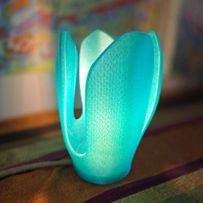 Lampe Sculpturale « Tulipe » — Design Contemporain
